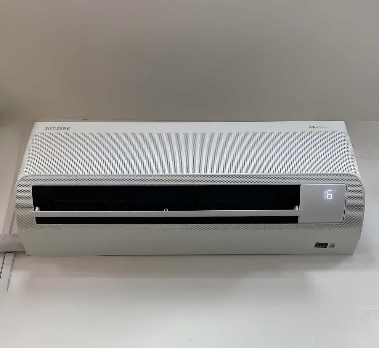 Ar Condicionado Split Inverter Samsung WindFree AI 12000 BTUs Frio 220V AR12DYFAAWKXAZ AR12DYFAAWKNAZ na WebContinental
