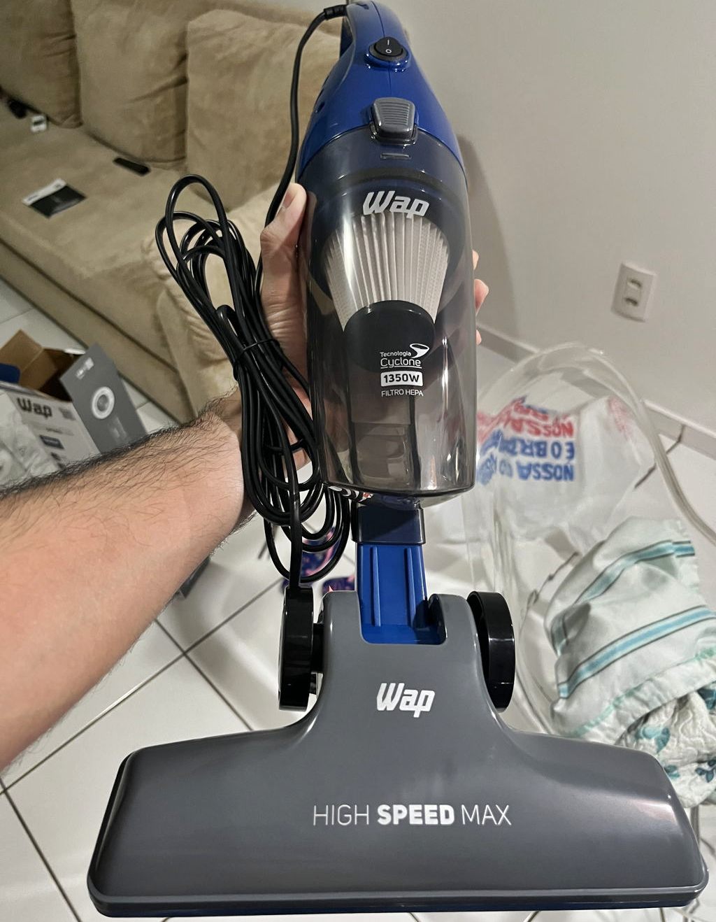 Aspirador de Pó Vertical Wap 3 em 1 High Speed Max 1350W – Azul/Cinza na Casas Bahia