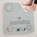 Balança com Bioimpedância BioHealth Multilaser Saúde – HC059N na Amazon
