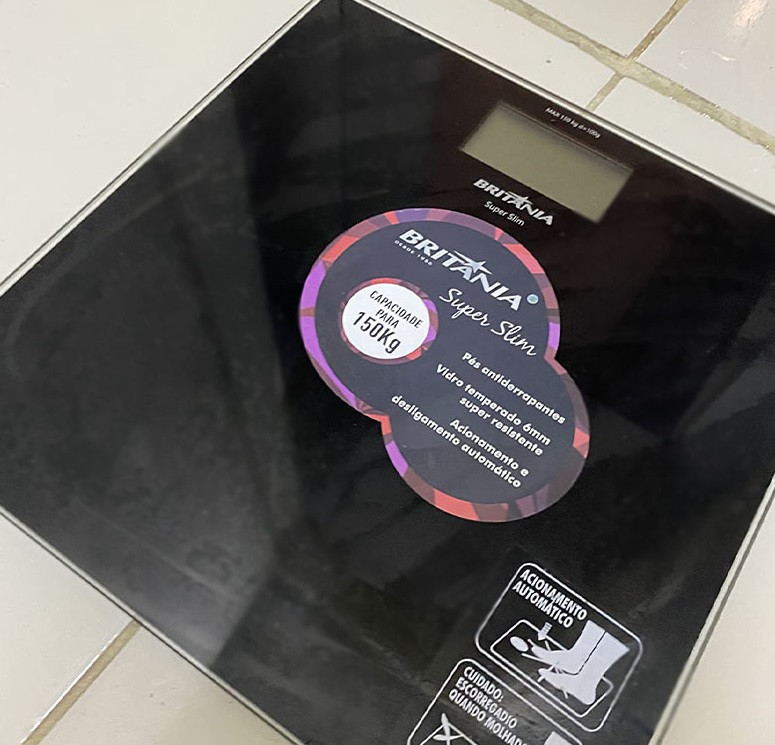 Balança, Super Slim, Preto, Bivolt, Britânia na Amazon