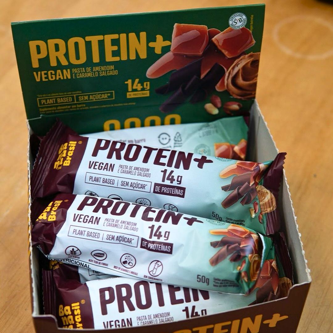Banana Brasil Display Barra De Proteina Protein + Recheio De Pasta De Amendoim E Caramelo Salgado – 9 Unidades De 50G (450G) na Amazon