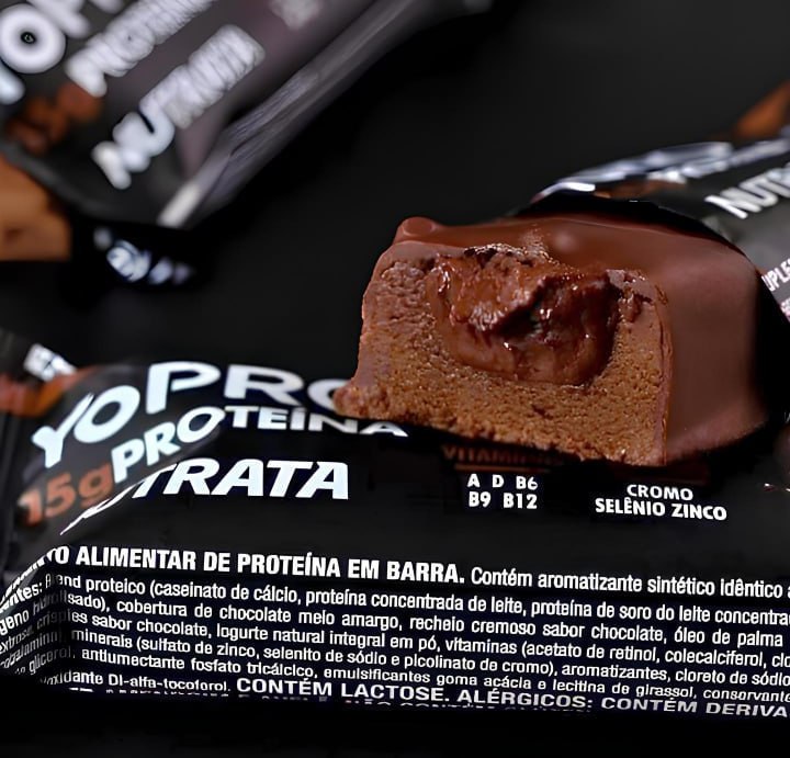 Barra YoPRO Sabor Chocolate – Nutrata Display C/ 12 Barras de 40g na Amazon