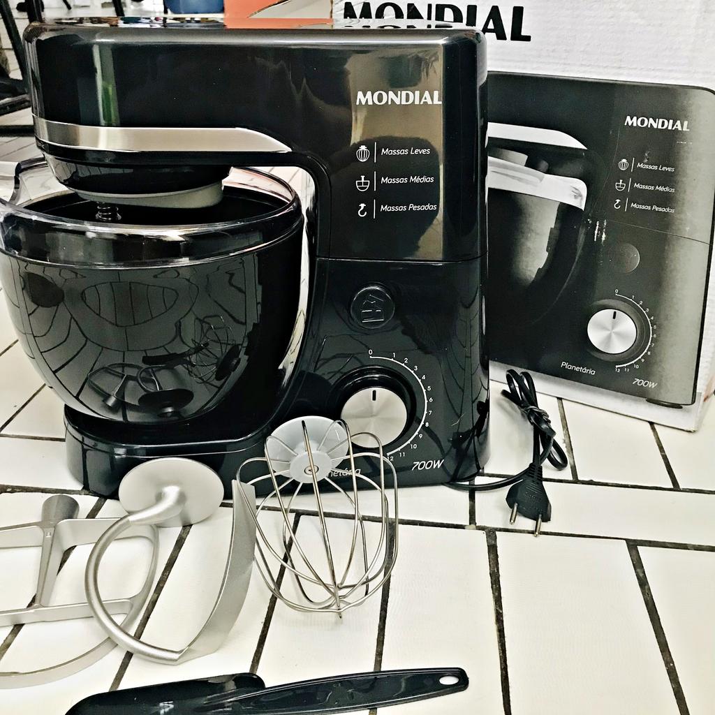 Batedeira Planetária Mondial 700W – Premium 12 Velocidades na Magazine Luiza
