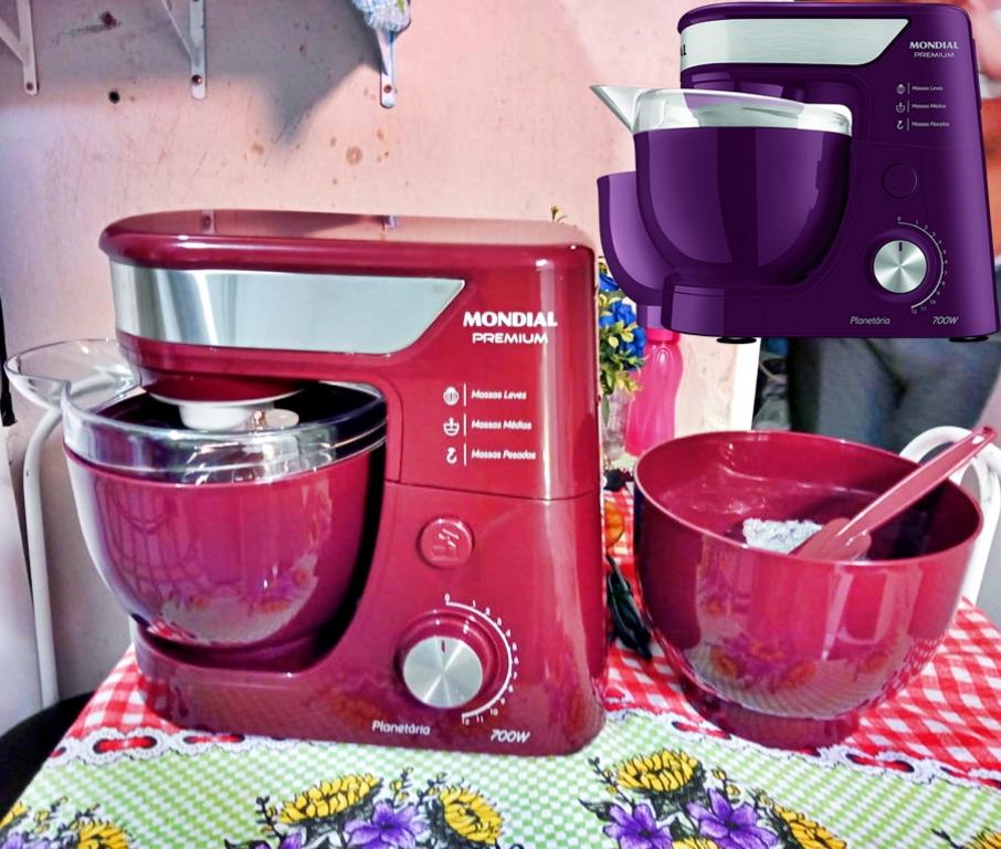 Batedeira Planetária Mondial, Premium, Marsala, 700W – BP-01P-M na Amazon