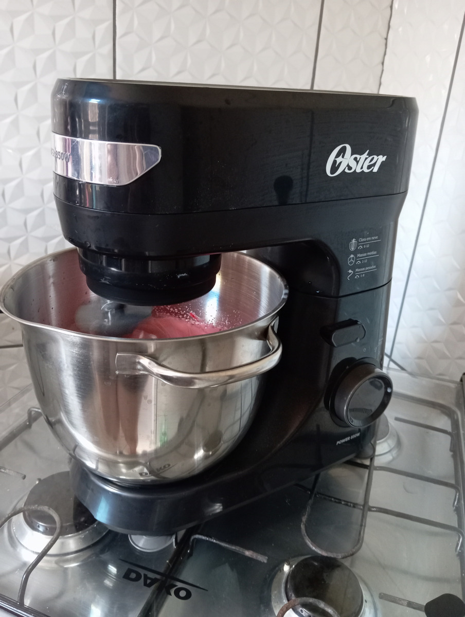 Batedeira Planetária Oster Bowl Inox III 850W – Obat641 na Amazon