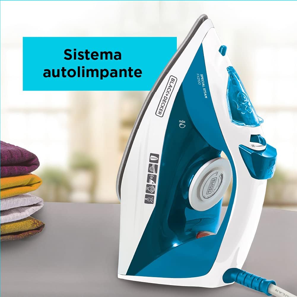 BLACK+DECKER Ferro de Passar a Vapor com Base Antiaderente 1200W Azul e Branco 110V FX2100 na Amazon