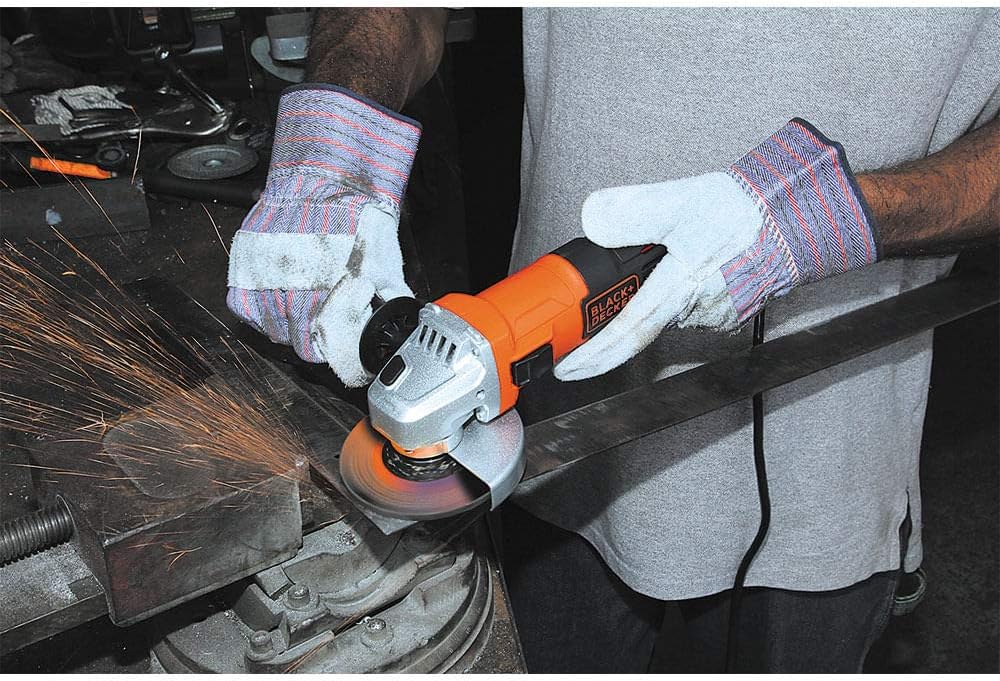 Black Decker Esmerilhadeira, Angular, Potente e Versátil, Ideal para Trabalhos de Corte e Desbaste, Modelo G650 na Amazon