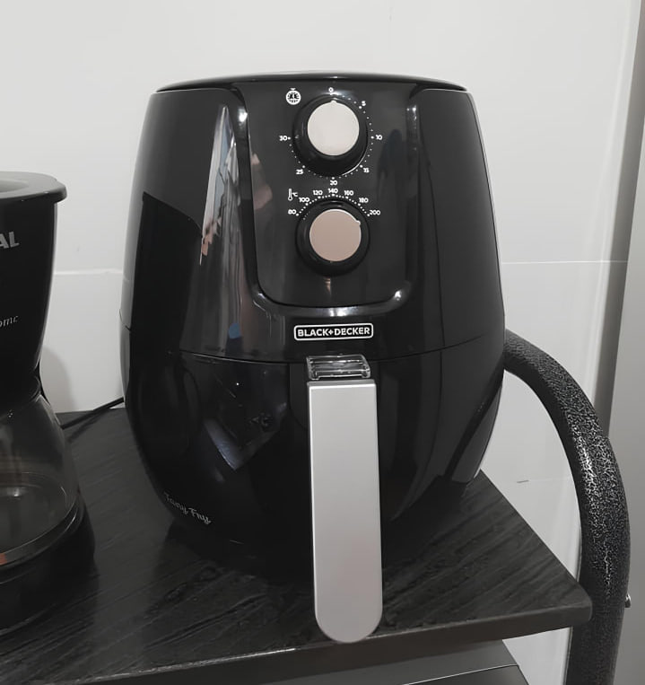 Black Decker Fritadeira, Air Fryer, com Cesto Antiaderente e Timer, Ajuste de Temperatura, 5L, 127V na Amazon