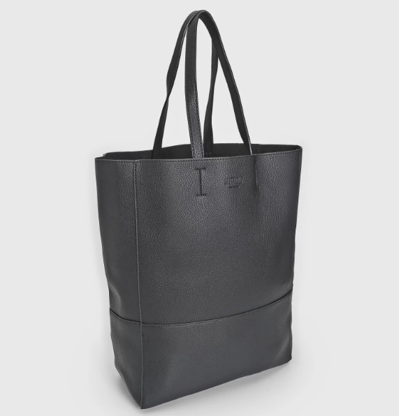Bolsa Santa Lolla Lisa Preta na Dafiti
