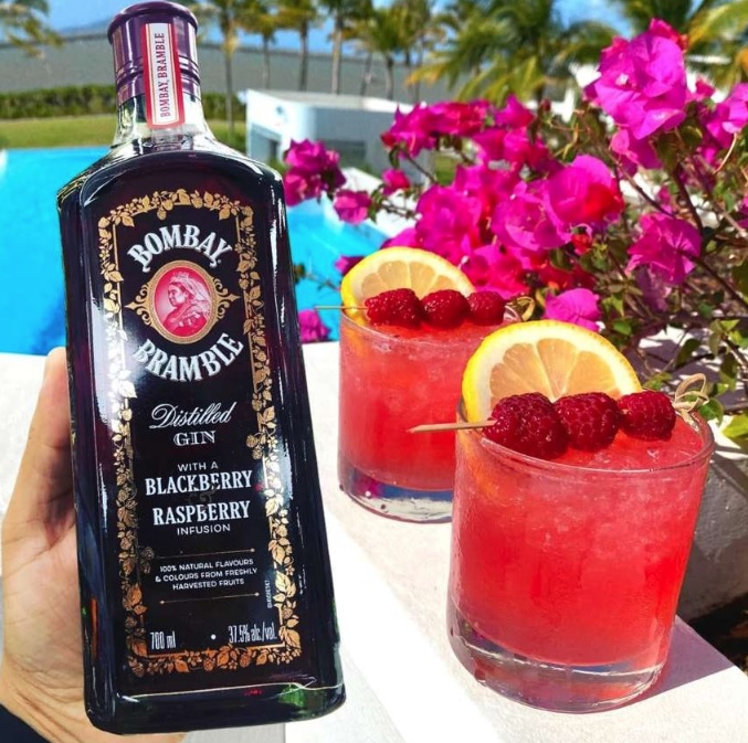 Bombay Bramble, Dry Gin – 700 ml na Amazon