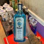 Bombay Sapphire, Dry Gin - 750 ml na Amazon