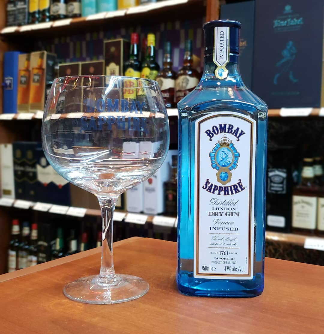 Bombay Sapphire, Dry Gin – 750 ml na Amazon