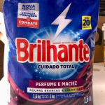 Brilhante Limpeza Total – Lava-Roupas Em Pó Roupas Brancas E Coloridas Ativo Concentrado Pacote 1 6Kg na Amazon
