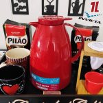 Bule Viena com Gatilho, Invicta, Vermelho Velvet, 1L na Amazon