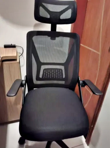 Cadeira de Escritório Diretor Giratória Preta DIR-006 Otello na Aliexpress