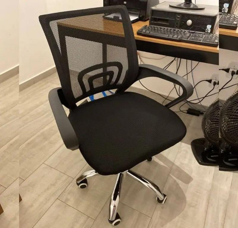 Cadeira de Escritório Diretor Giratória Preta – Office Arco Conthey na Magazine Luiza