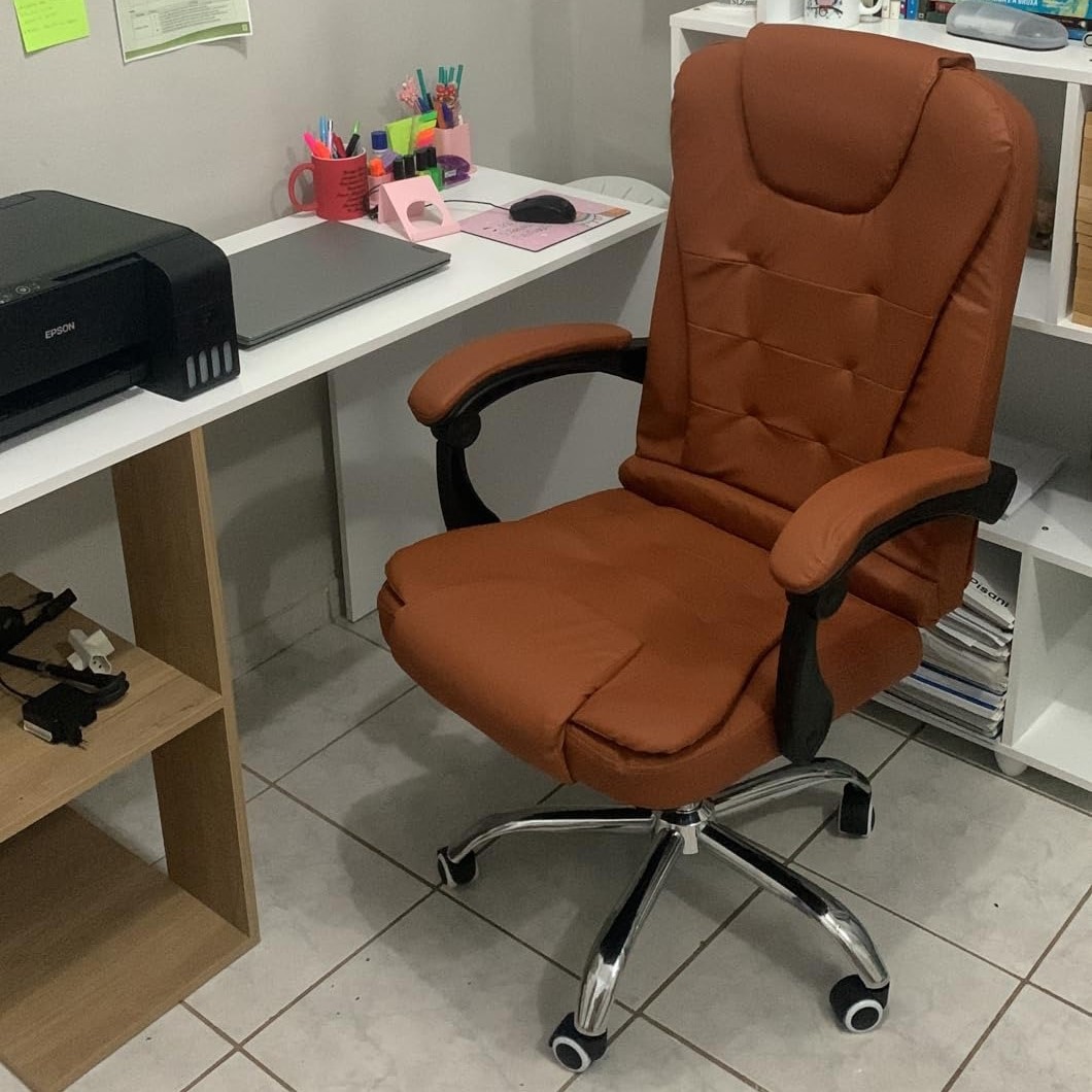 Cadeira de Escritório Presidente Base Cromada com Rodinha Fortt Liverpool Marrom – Cpf05-m na Amazon