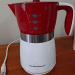 Cafeteira Elétrica Hamilton Beach, 14 Xícaras, Branca/Vermelha, 110v na Amazon