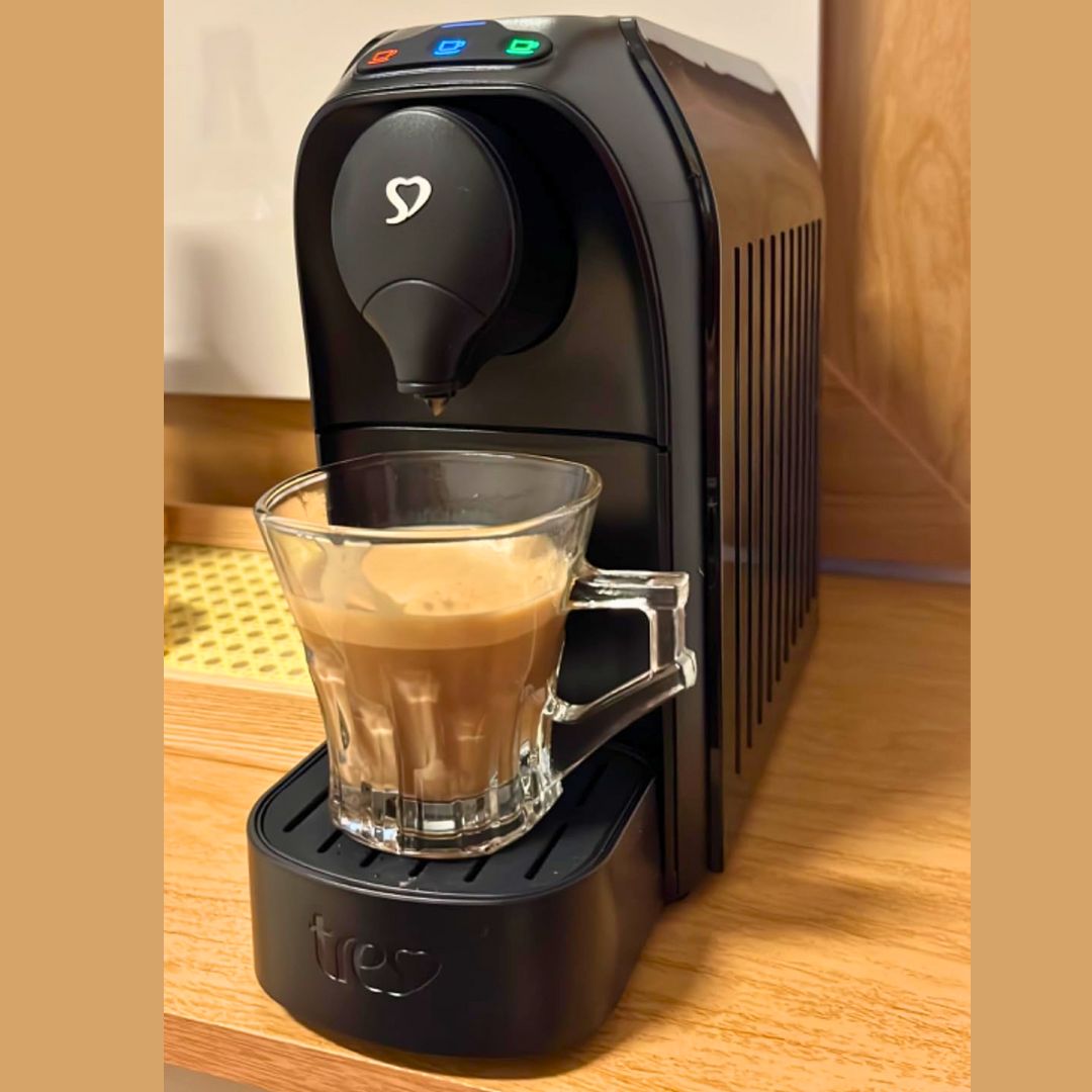 Cafeteira Espresso Passione Preta – TRES 3 Corações na Amazon