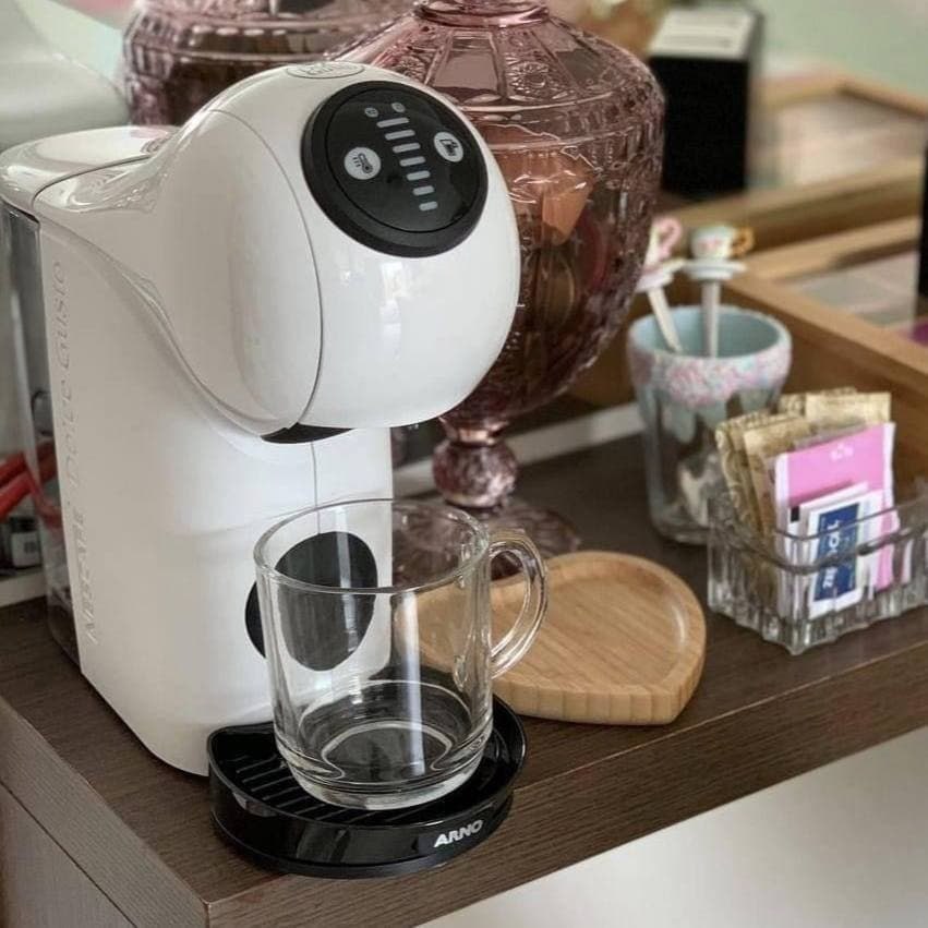 Cafeteira Expresso Nescafé Dolce Gusto, Arno, Genio S Basic DGS1 na Amazon