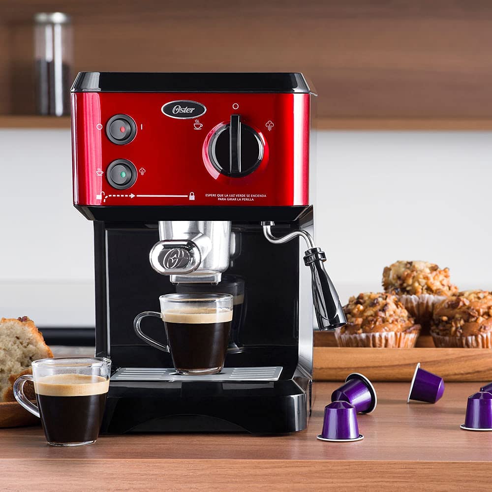 Cafeteira Expresso Oster Cappuccino – 127V na Amazon