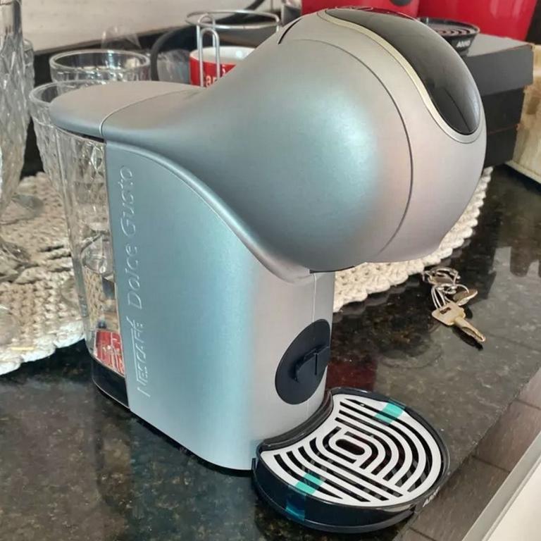 Cafeteira Nescafé Dolce Gusto Genio S Touch Dgs4 Prata – Arno na Amazon