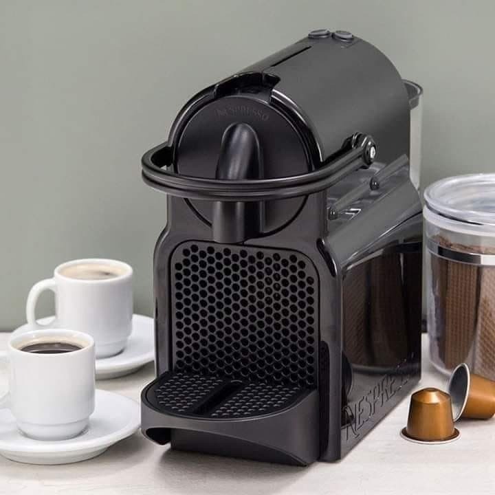 Cafeteira Nespresso Inissia Preta – 110V na Americanas