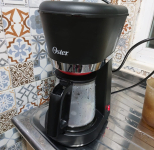 Cafeteira Oster Black com Jarra de Vidro 0,7L 127V na Amazon