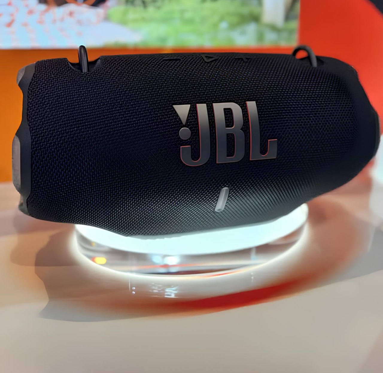 Caixa de Som Jbl Bluetooth Xtreme 4 Preta, Função Power Bank, Ip67, 100w na Amazon