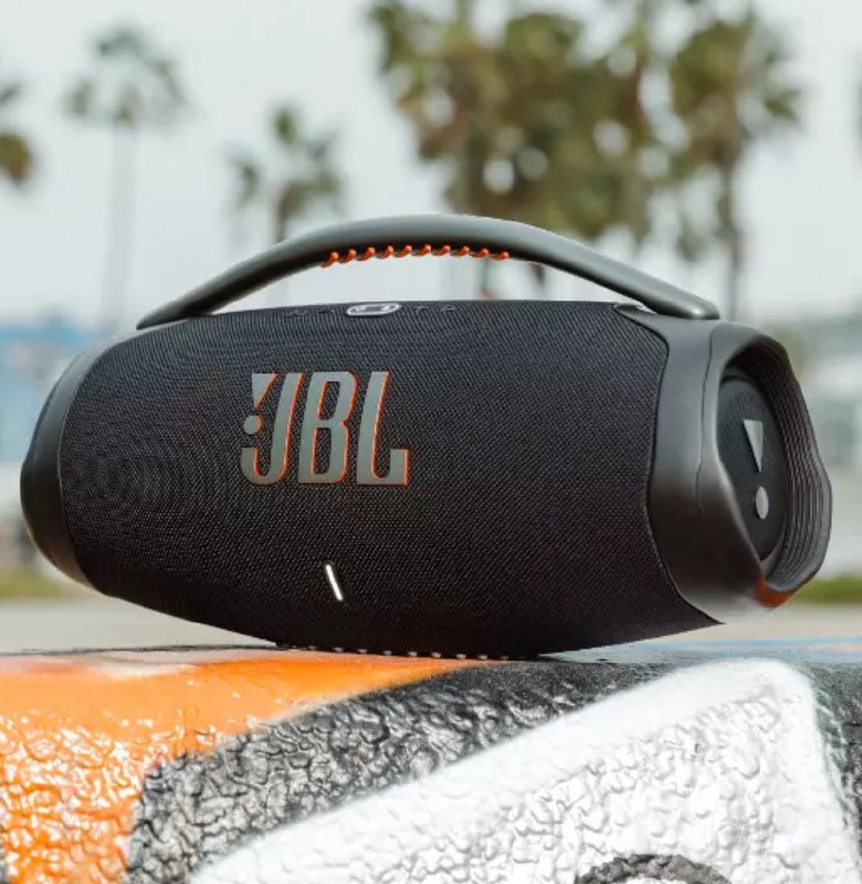 Caixa de Som JBL Boombox 3 Black, Até 24 Horas de Reprodução e À Prova d’Água na Aliexpress