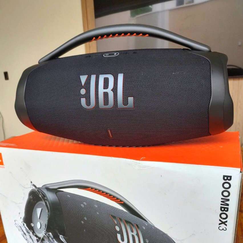 Caixa de Som JBL Boombox 3, Bluetooth, USB, 80W RMS, Preto – 28913624 na Magazine Luiza