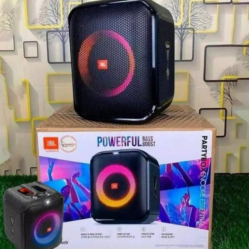 Caixa de Som JBL PartyBox Encore Essential 100W RMS Bluetooth Bateria até 6 horas à Prova de respingos Preta na Carrefour