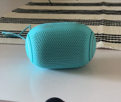 Caixa de Som LG XBOOM Go Bluetooth, 5W, à prova D´água – Azul na Amazon