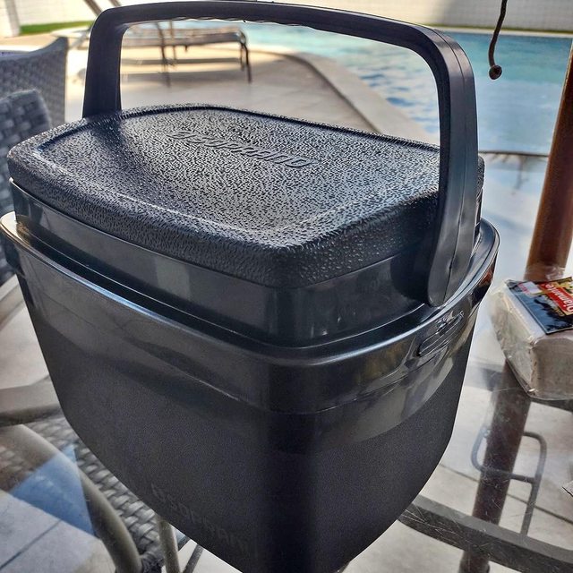 Caixa Térmica Tropical 5L, Soprano, Preto, Pequeno na Amazon