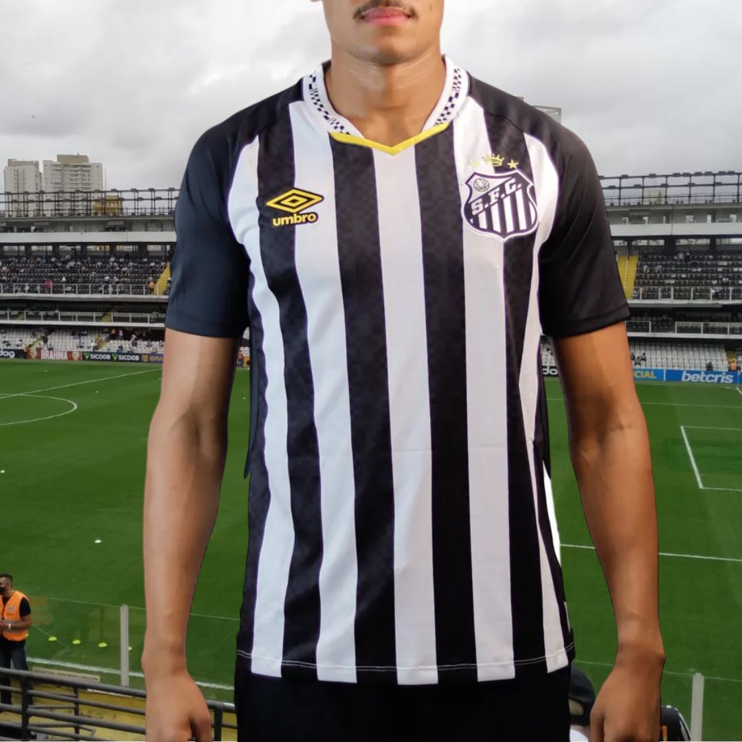 Camisa Masc. Umbro Santos Of.2 2025 Torcedor S/N na Amazon