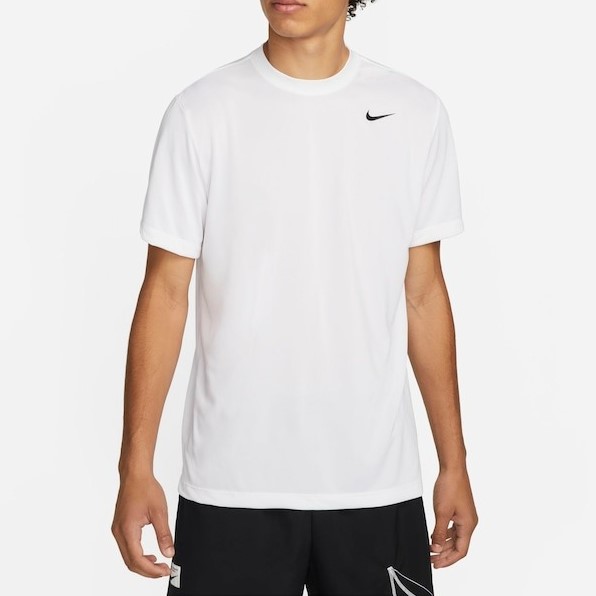 Camiseta Nike Dri-FIT Legend Masculina na Nike