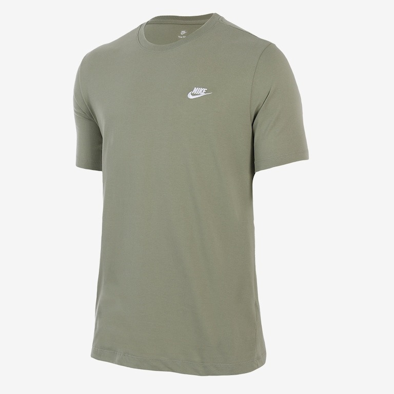 Camiseta Nike Sportswear Club Masculina Tam. 3G na Nike