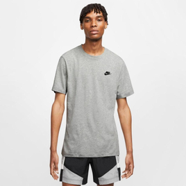 Camiseta Nike Sportswear Club Masculina na Netshoes