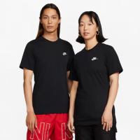 Camiseta Nike Sportswear Club Masculina na Nike
