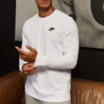Camiseta Nike Sportswear Masculina na Nike