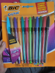 Caneta Esferográfica BIC Cristal Fashion, 12 Cores Vibrantes, Ponta Média de 1.2mm, 970910, Blister 1 Unidade na Amazon