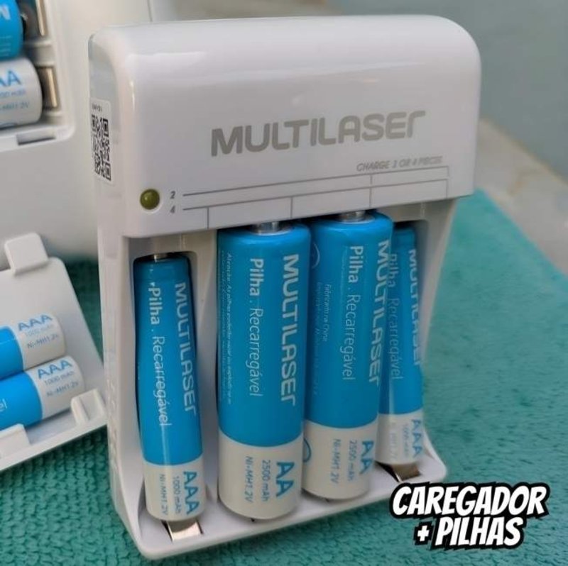 Carregador de Pilhas Multilaser AA e AAA – com 2 Pilhas AA e 2 Pilhas AAA CB045 na Amazon