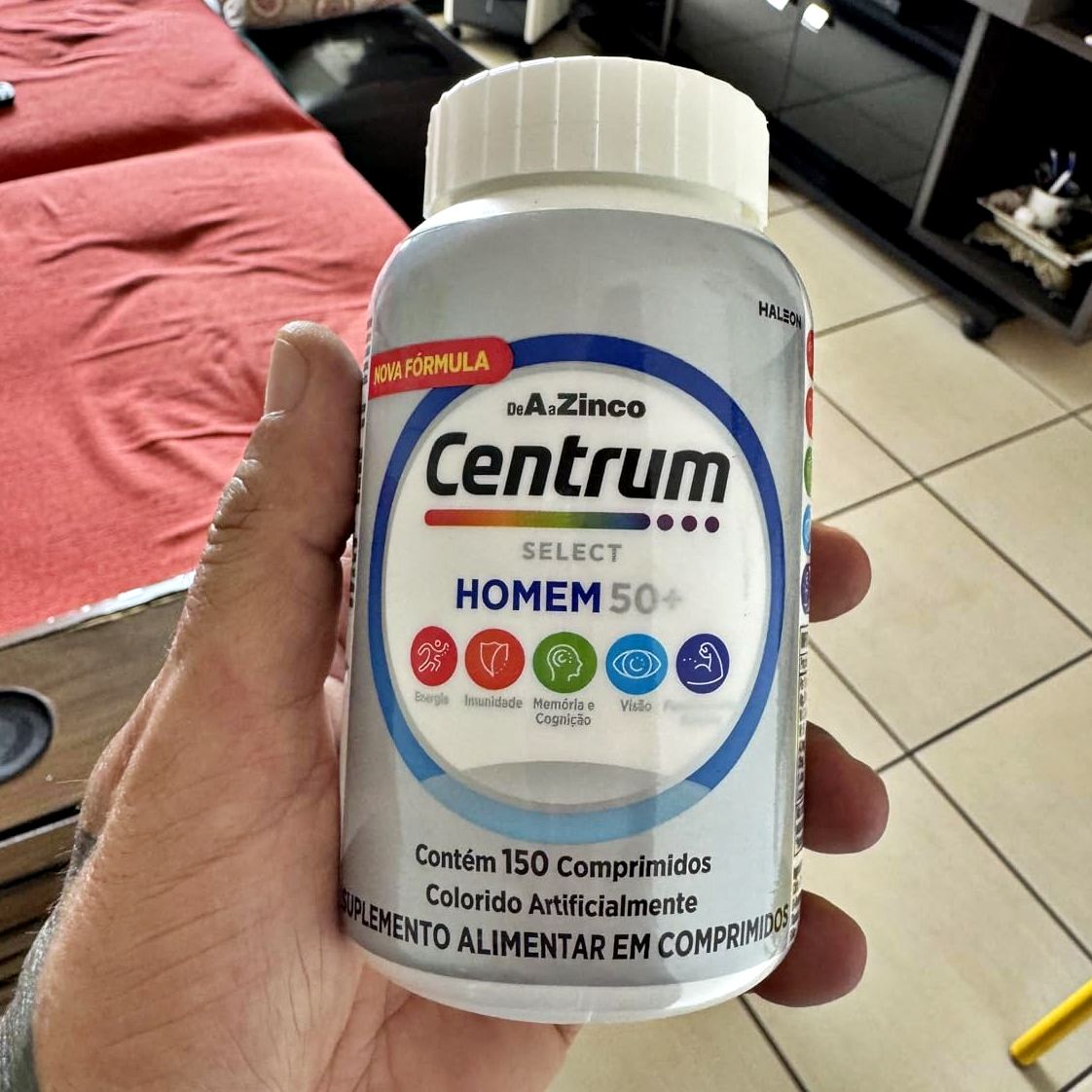 Centrum Homem Select 50 Mais, Multivitamínico Adulto com Vitamina D e Vitamina B12, Memória, Clareza Mental e Compreensão, 150 Comprimidos na Amazon