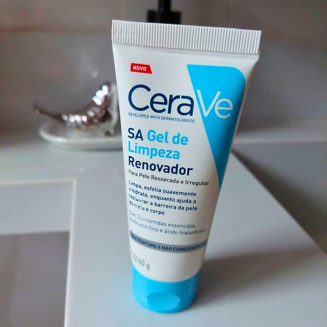 CeraVe,  SA Gel de Limpeza Renovador,  com Ácido Salicílico,  Ácido Hialurônico e Efeito Esfoliante na Amazon