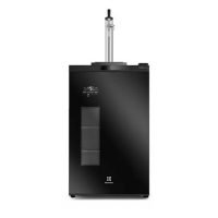 Cervejeira Home Bar Electrolux Frost Free 100L Com Torre De Chopp E Porta De Vidro Preta (EB10C) na Shopclub