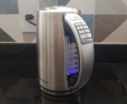 Chaleira com Temperatura Variável, 1,7 L, Prata, 110v, Hamilton Beach na Amazon
