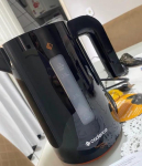 Chaleira Elétrica Cadence Contrast, 110V, Preto, 1,7L, CEL388 na Amazon