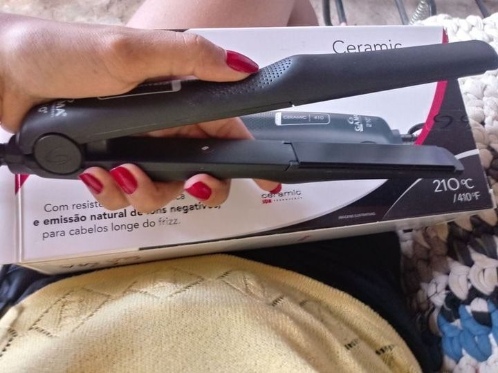 Chapinha | Prancha GA.MA Italy Ceramic 410 210°C com Emissão de Íons Preto – Bivolt na Casas Bahia