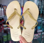 Chinelo Fantasia Gloss, Havaianas, feminino na Amazon