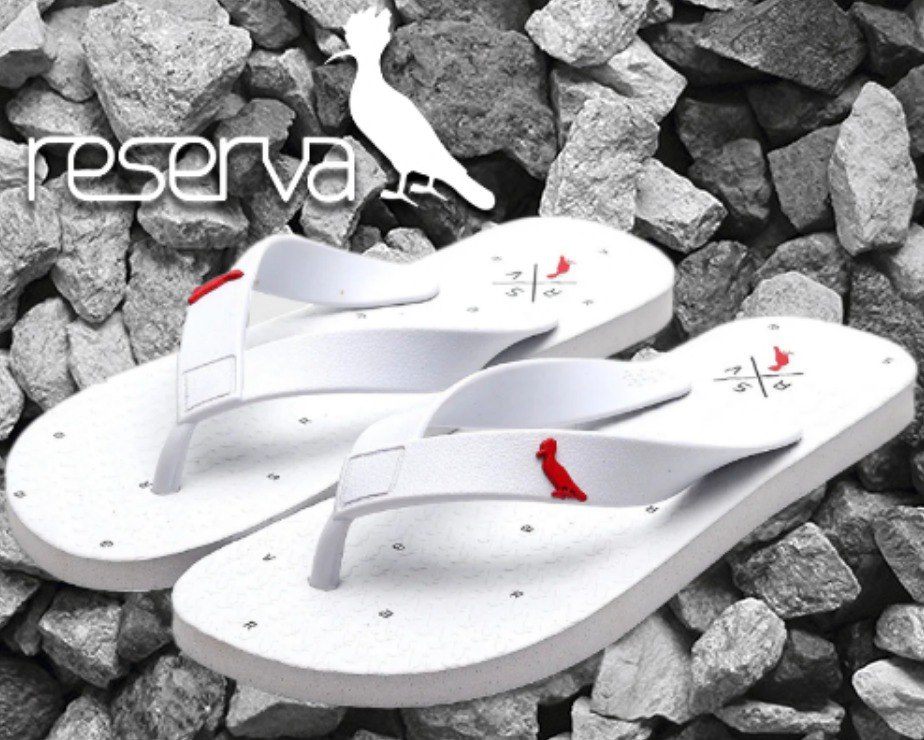 Chinelo Reserva Letters Branco na Dafiti